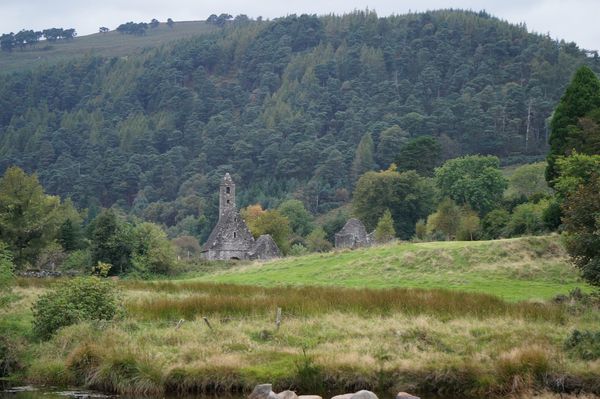 Monasterio y cementerio de Glendalough | Excursiones desde Dublín