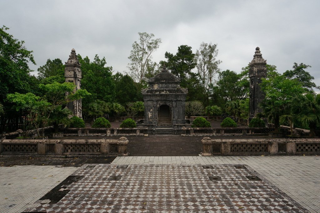 Recorrido en moto por los Mausoleos - Hue, Vietnam